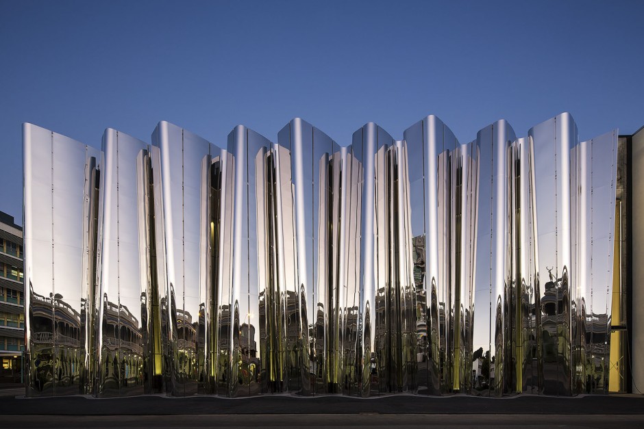 The shimmering stainless steel façade of the Len Lye Centre, Patterson Associates, Photo ©Patrick Reynolds